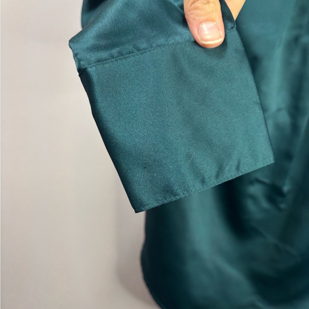 Mexx Emerald Satin Cowl Neck Blouse Business Casual Top Size XS - Picture 7 of 7